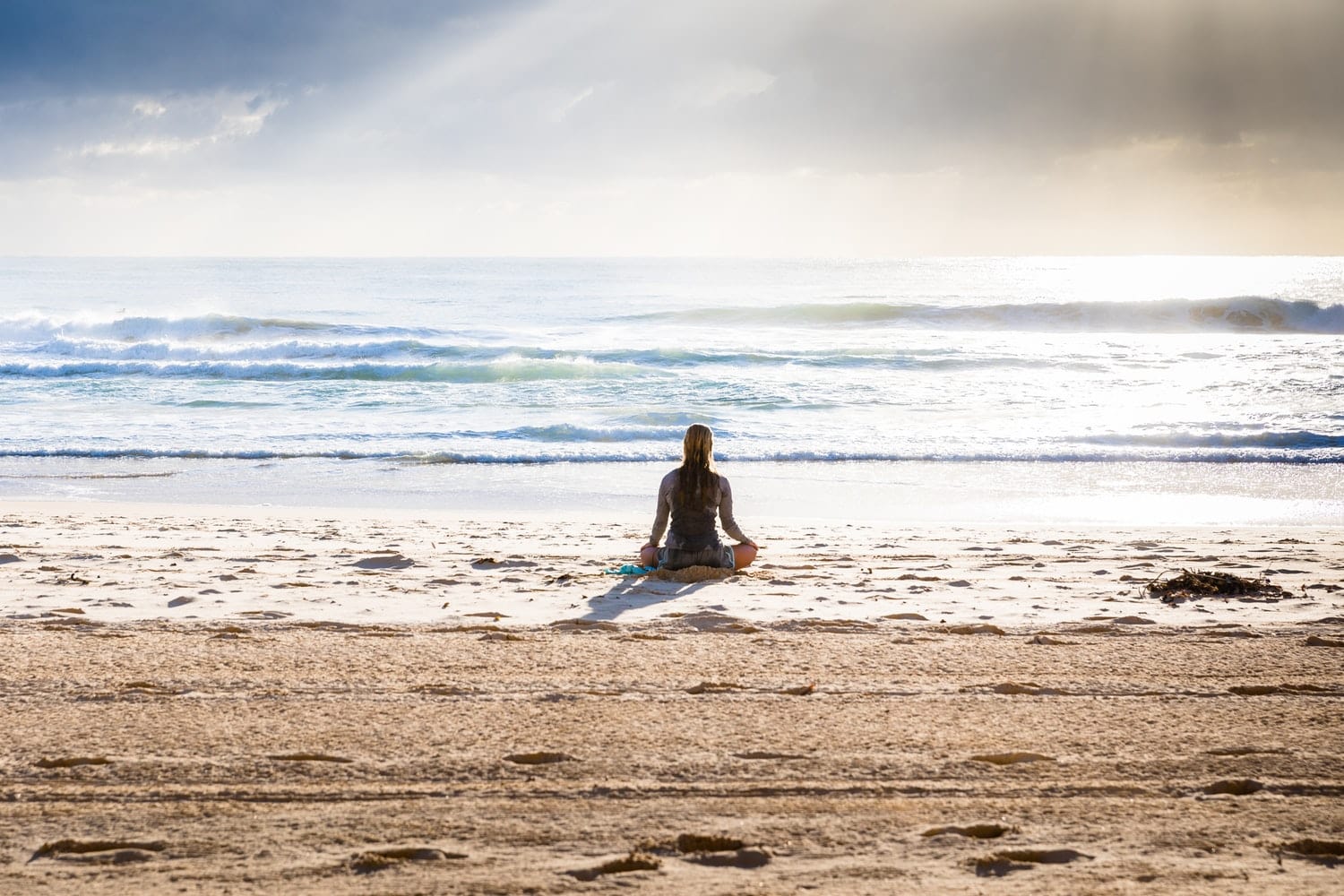 wallpaper et fond d'écran méditation plage