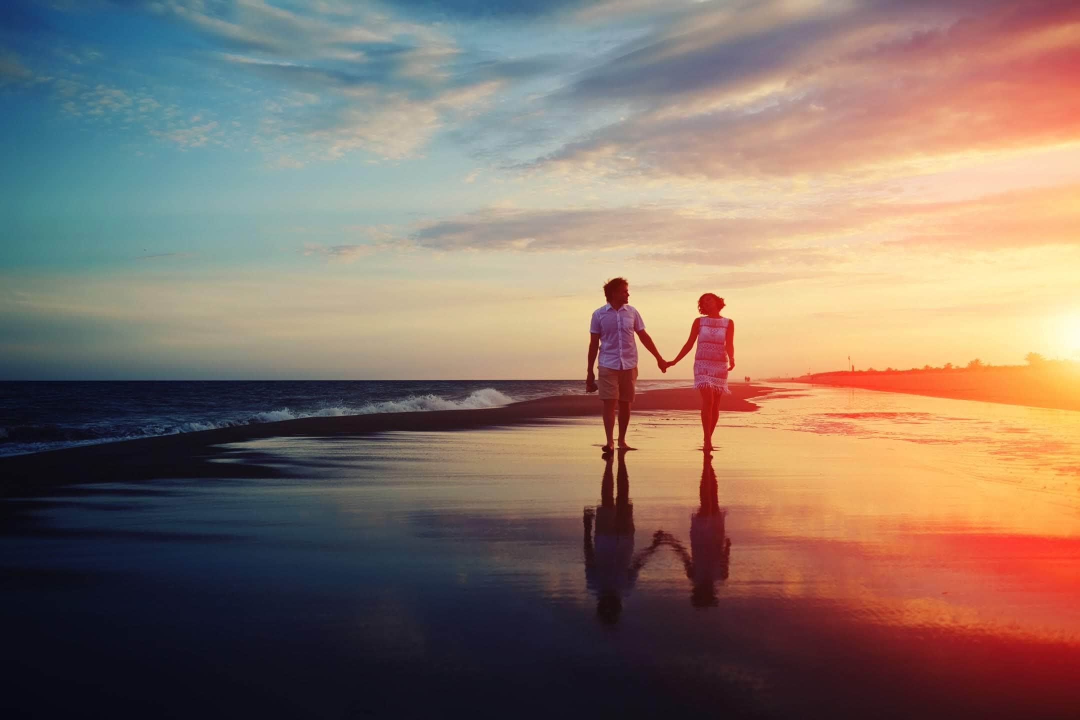 wallpaper et fond d'écran couple plage amour