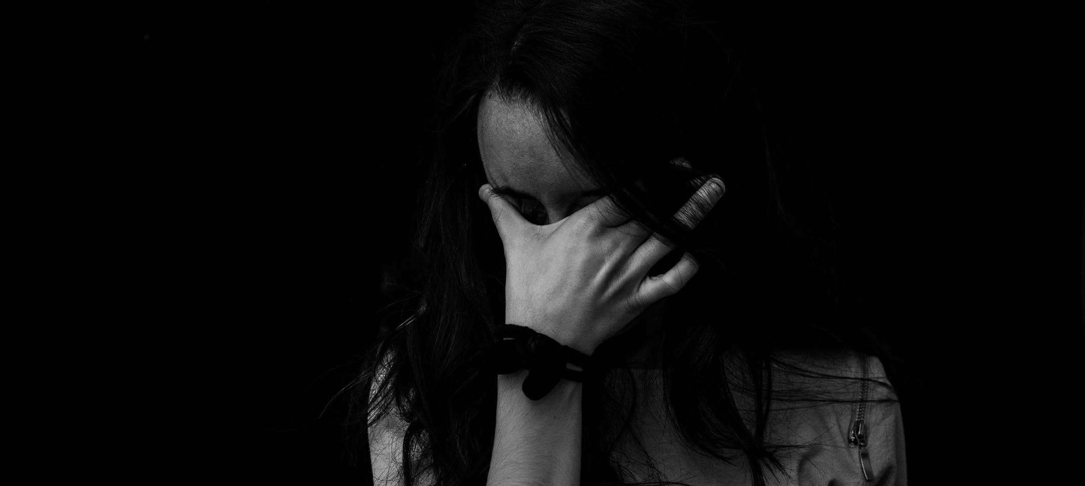 wallpaper et fond d'écran triste femme