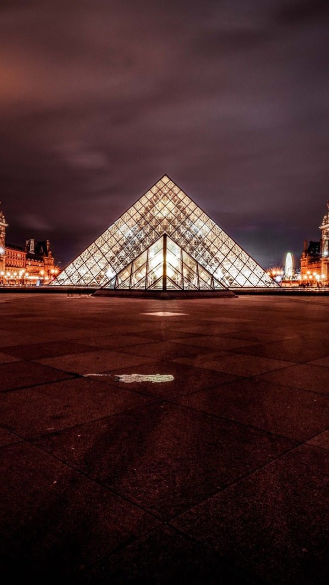 wallpaper et fond d'écran Le Louvre Paris monument