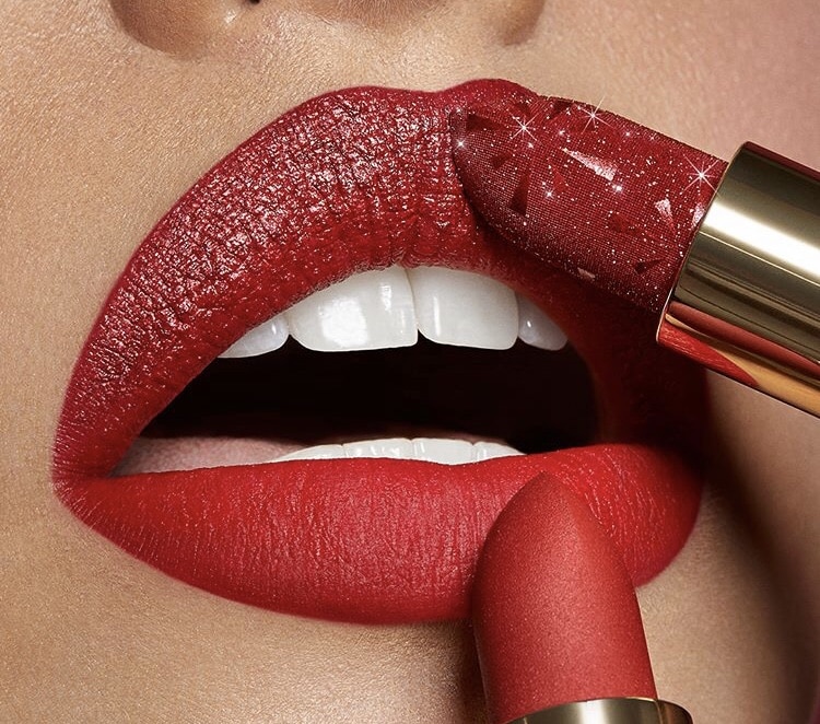 photographie bouche maquillage rouge à lèvre beauté