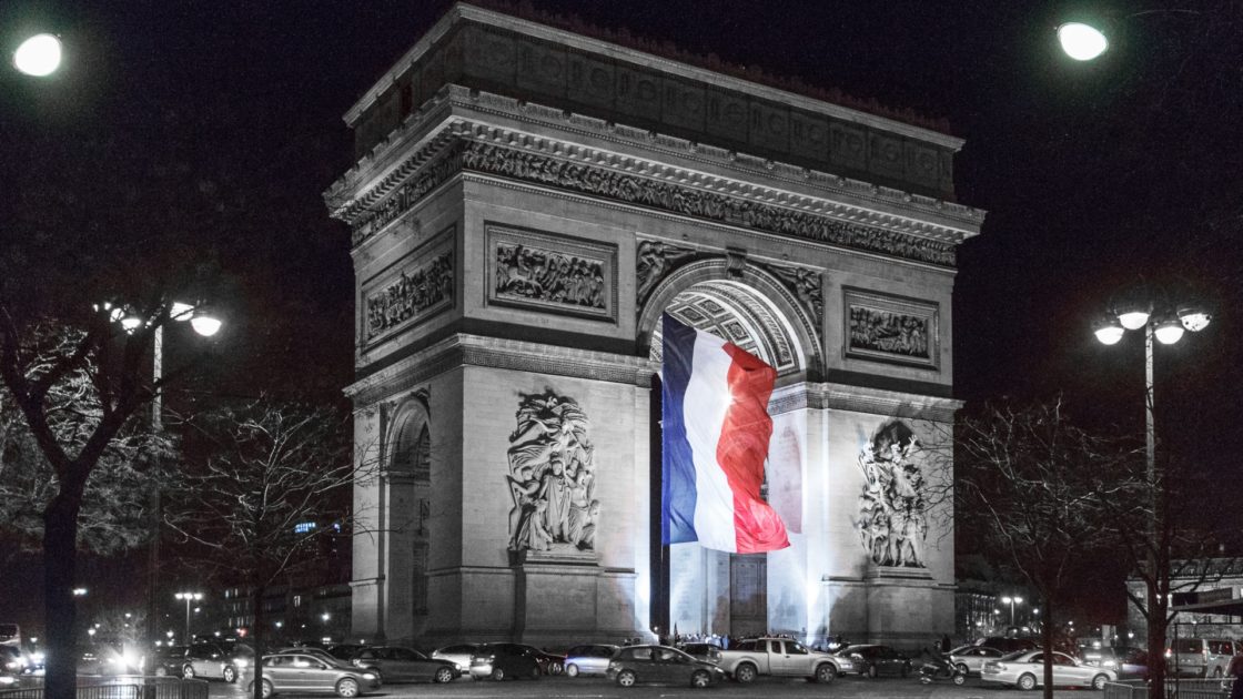 wallpaper et fond d'écran Arc de Triomphe Paris monument France pays voyage tourisme