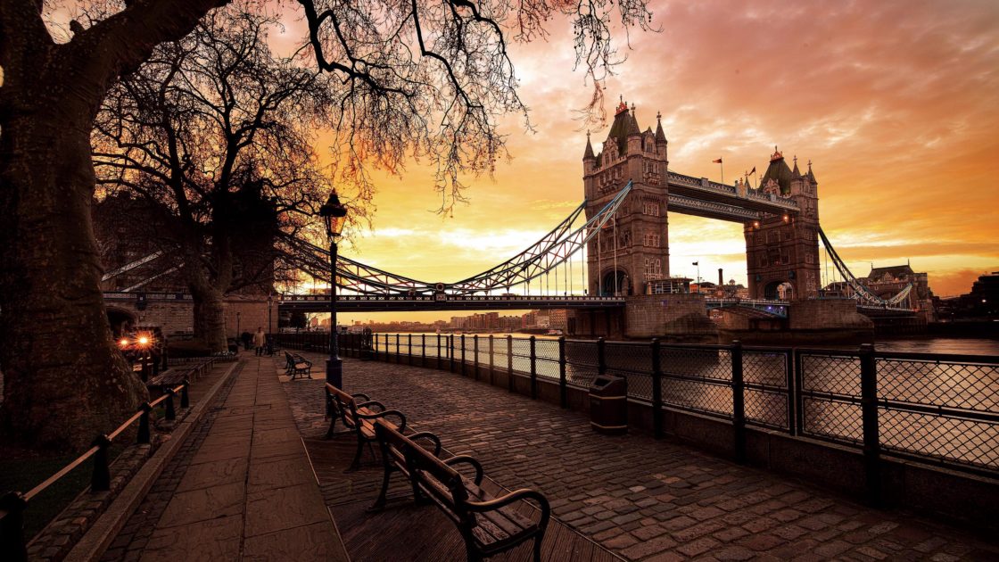 wallpaper et fond d'écran Tower Bridge Londres ville monument Angleterre voyage travel paysage