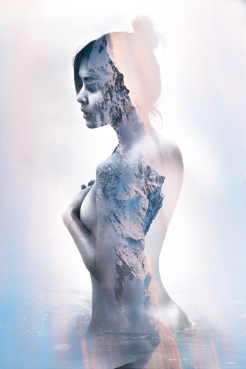 photo artiste photographe Christopher James femme nature lévitation art