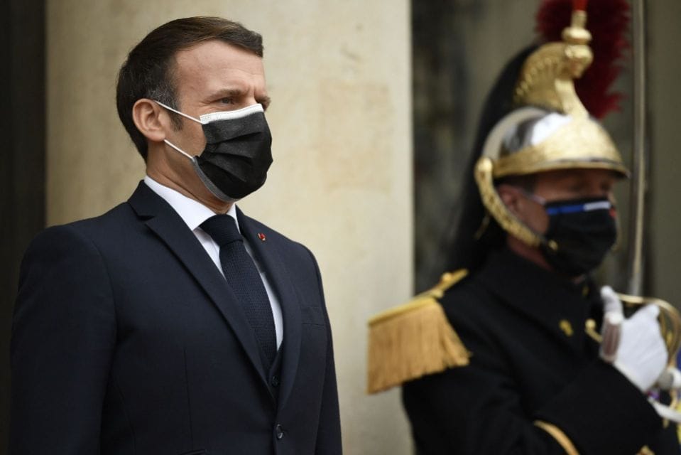 Covid : La France reconfinée pour 1 mois Président Emmanuel Macron