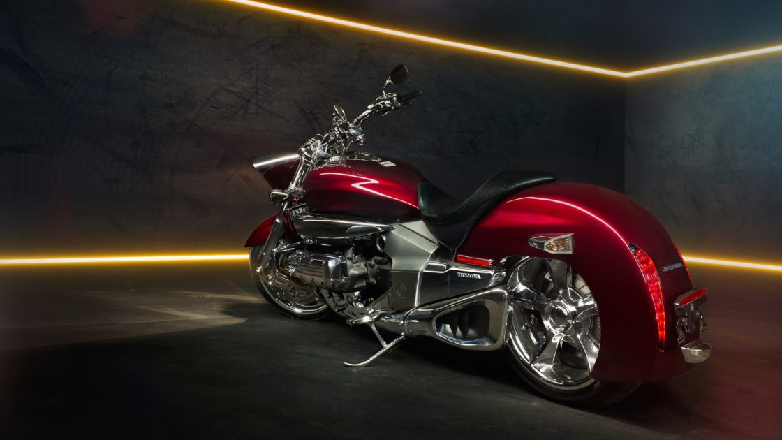 wallpaper et fond d'écran moto motorbike motard biker belle beautiful engin véhicule vitesse transport photo photographie photography