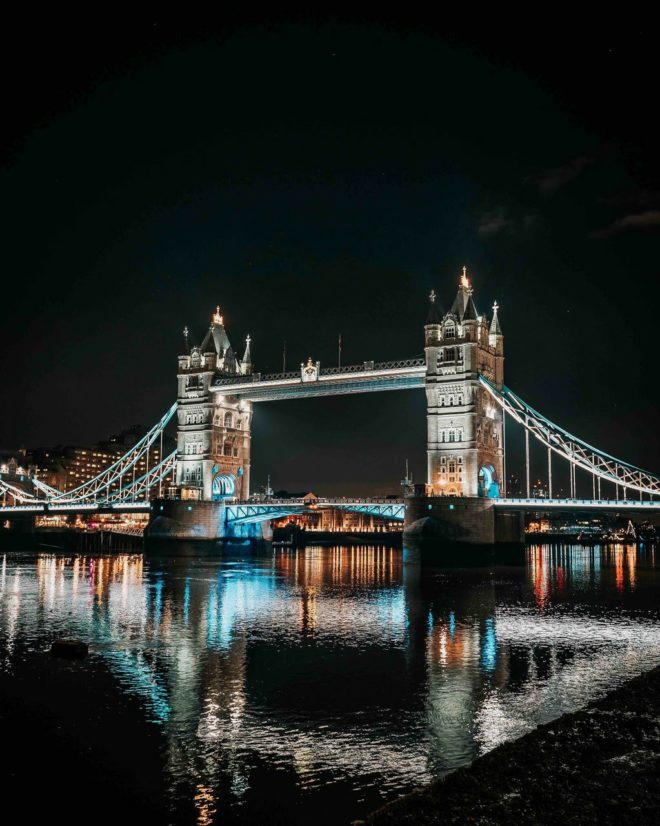 wallpaper et fond d'écran Tower Bridge Londres London ville city pays paysage monument voyage travel tourisme tourist photo photographie Angleterre photography