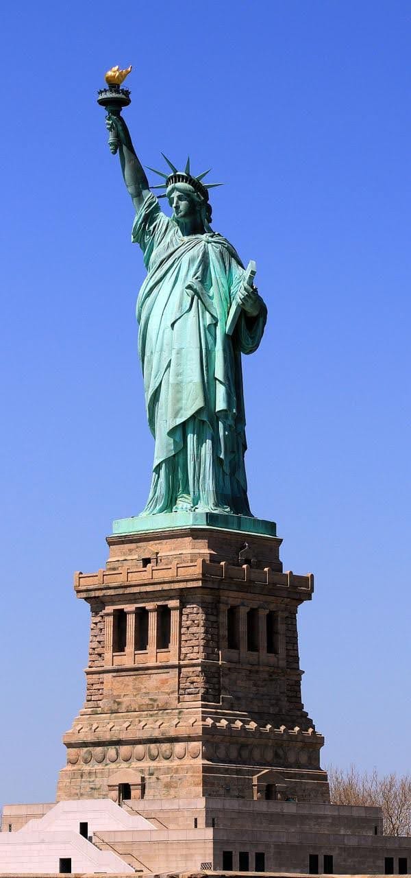 wallpaper et fond d'écran Statue de la liberté Amérique America monument New York Mondial Statue of liberty Etats-Unis voyage travel tourisme tourist pays country photo photographie