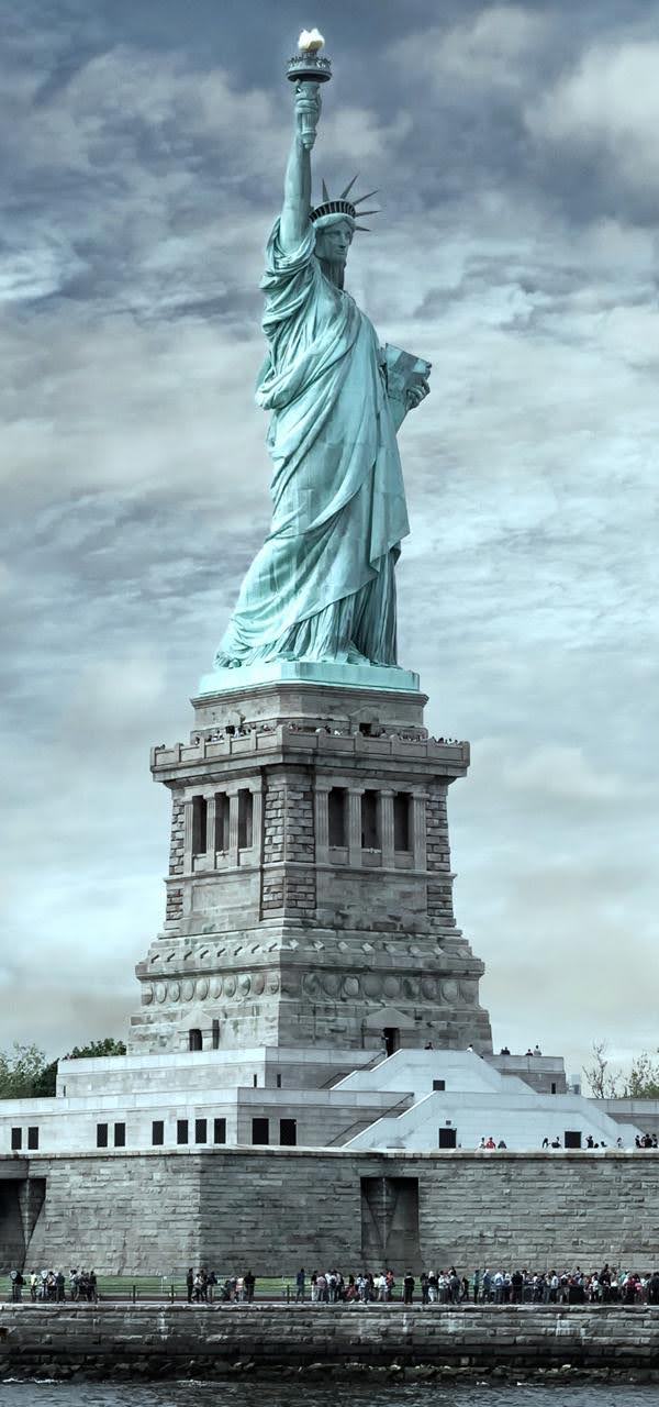 wallpaper et fond d'écran Statue de la liberté Amérique America monument New York Mondial Statue of liberty Etats-Unis voyage travel tourisme tourist pays country photo photographie