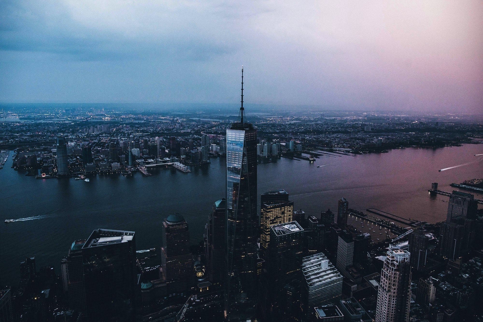 wallpaper et fond d'écran One World Trade Center building tour New York monument Amérique America Etats-Unis voyage travel tourisme tourist photo photographie photography