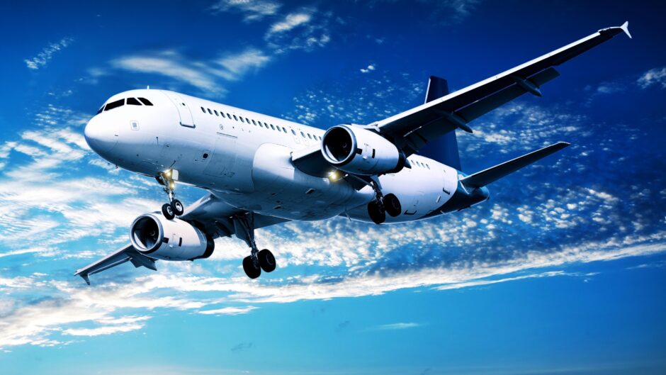 wallpaper et fond d'écran avion airplane plane flying voler transport aérien aéroport ciel voyage travel évasion paysage engin airfrance photo photographie photography