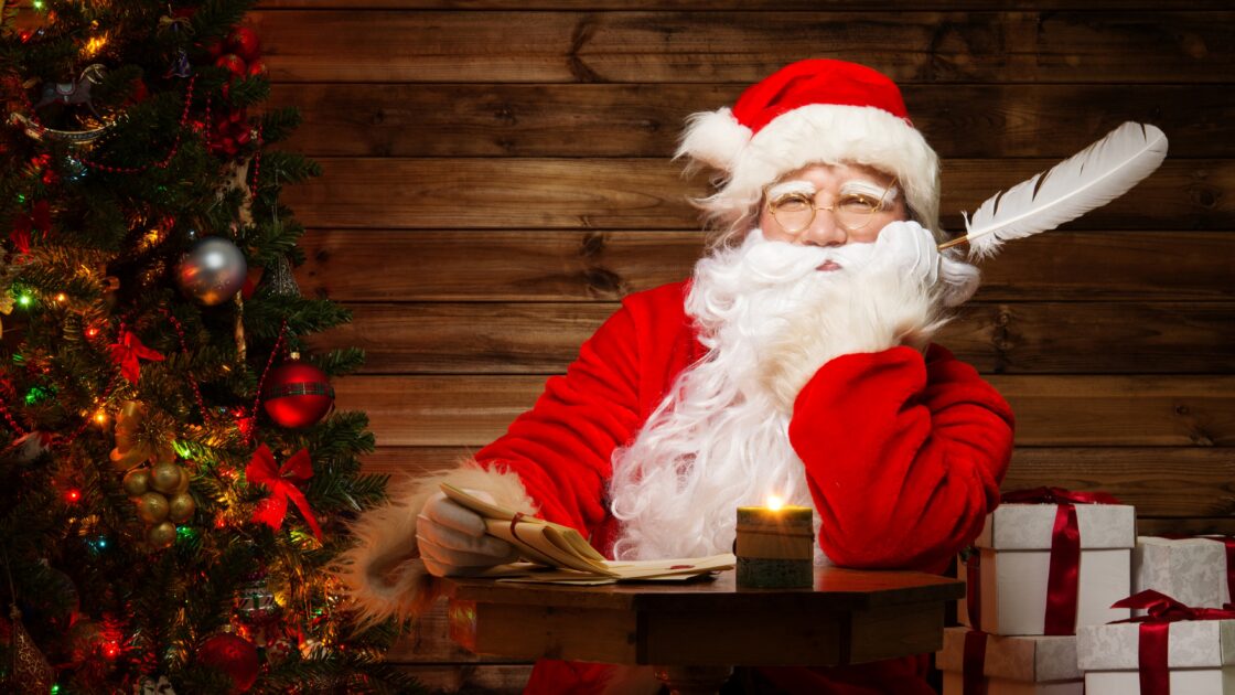 wallpaper et fond écran lettre Père Noël letter Santa Claus homme man costume Noël Christmas fête célébration humour humor funny picture image photo photographie photography