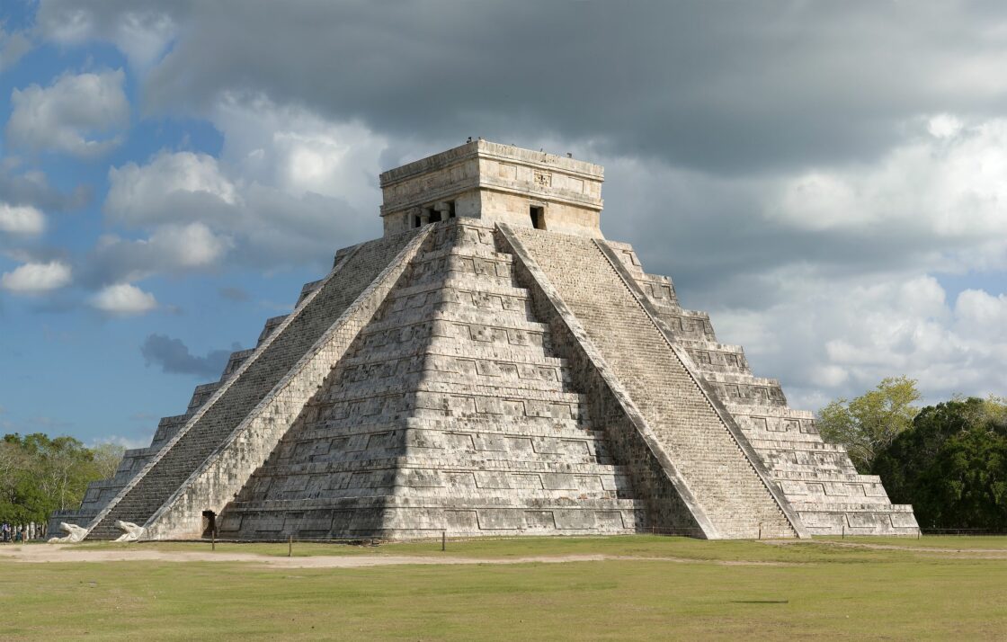 wallpaper et fond décran ville city pays country paysage landscape nature monument histoire historique Chichen Itza Mexique Mexico magnifique wonderful beau beautiful voyage travel tourisme tourist pyramide picture photo photographie photography