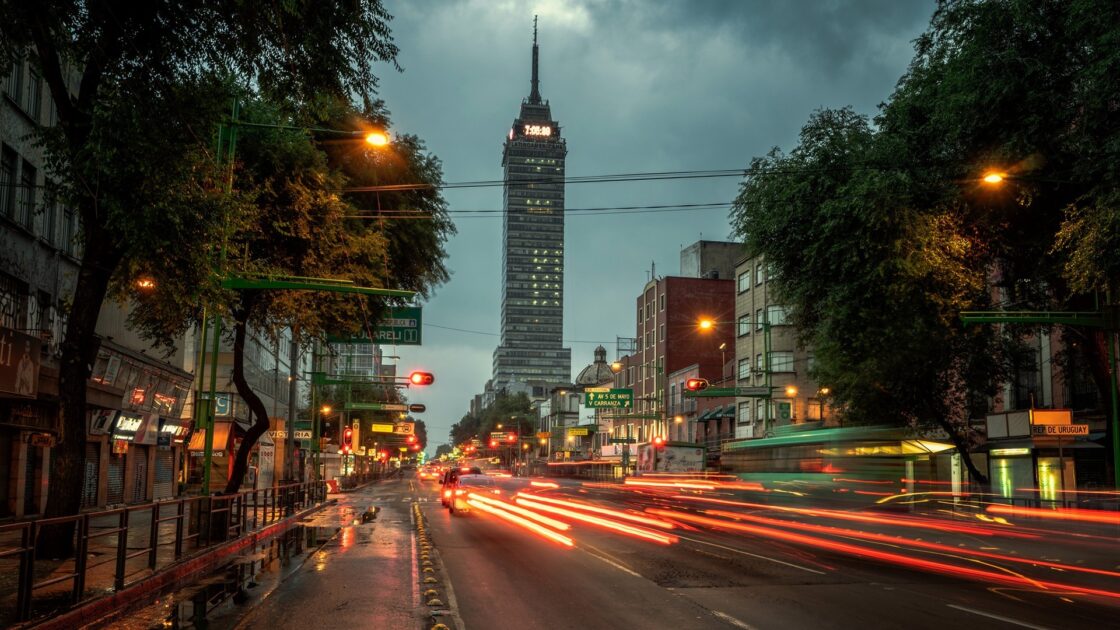 wallpaper et fond écran Torre Latinoamericana Mexique Mexico ville city pays country paysage tour monument beau beautiful voyage travel tourisme tourist picture graphique photo photographie photography