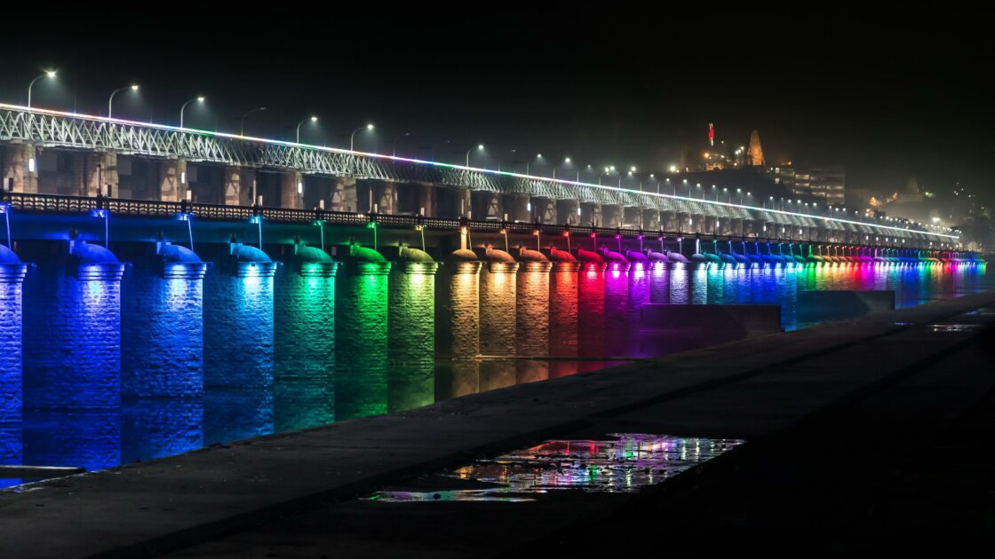 wallpaper et fond écran ville city nature paysage landscape pont Bridge Prakasam Barrage Inde India colors couleurs beau beautiful pays country voyage travel tourisme tourist picture photo photographie photography